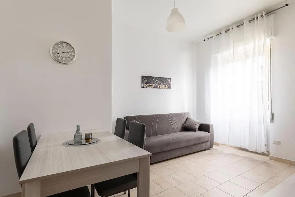 Appartamento Milano Fiera Total Relax Pero 0*,  Italia